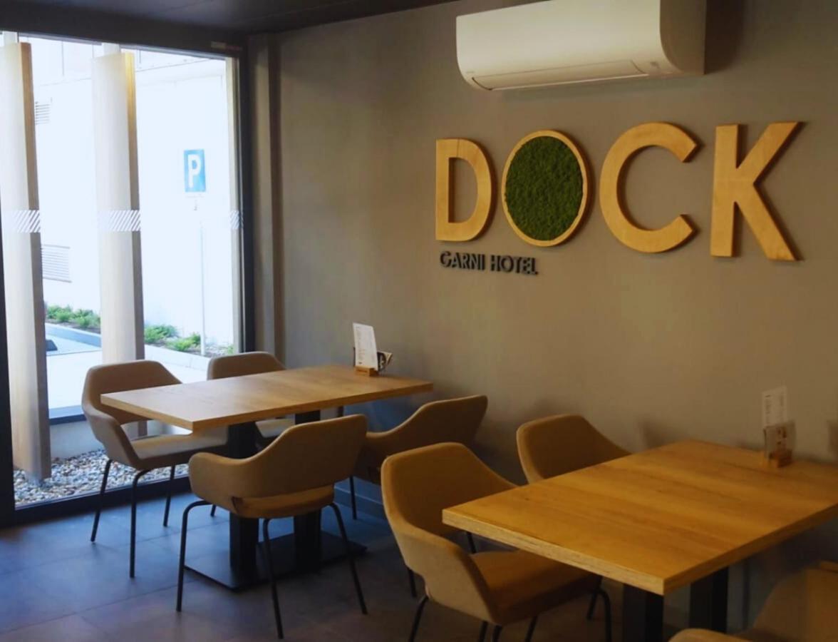 Garni Hotel Dock Bratislava Exterior foto